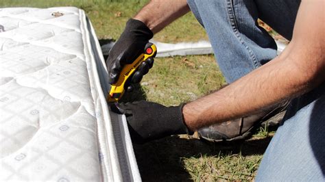 how to take apart metal box spring|cutting mattress springs with saw.